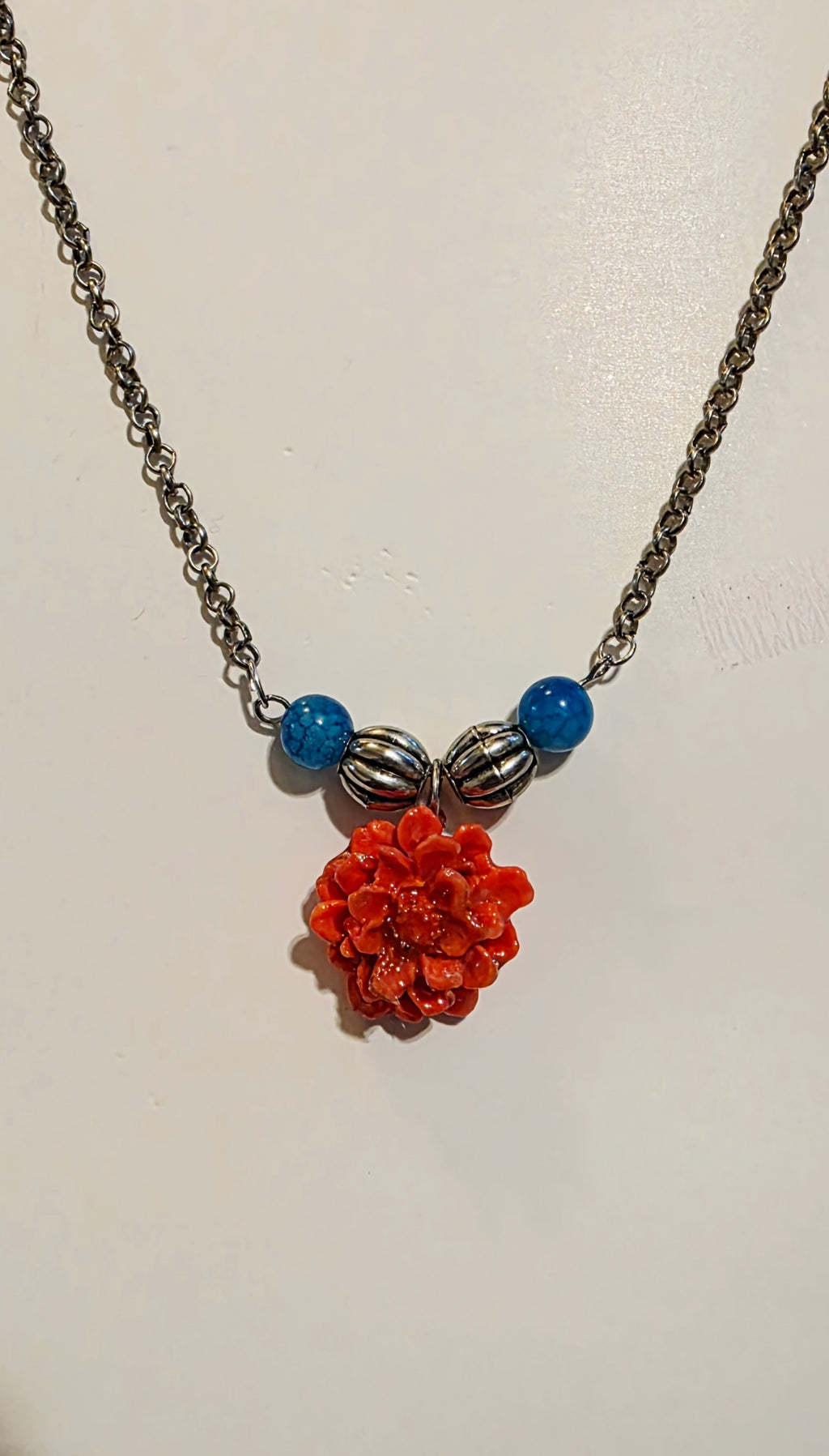 Marigold Horizon Necklace Set