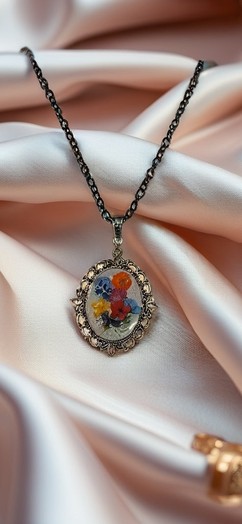 Antique Garden Pendant