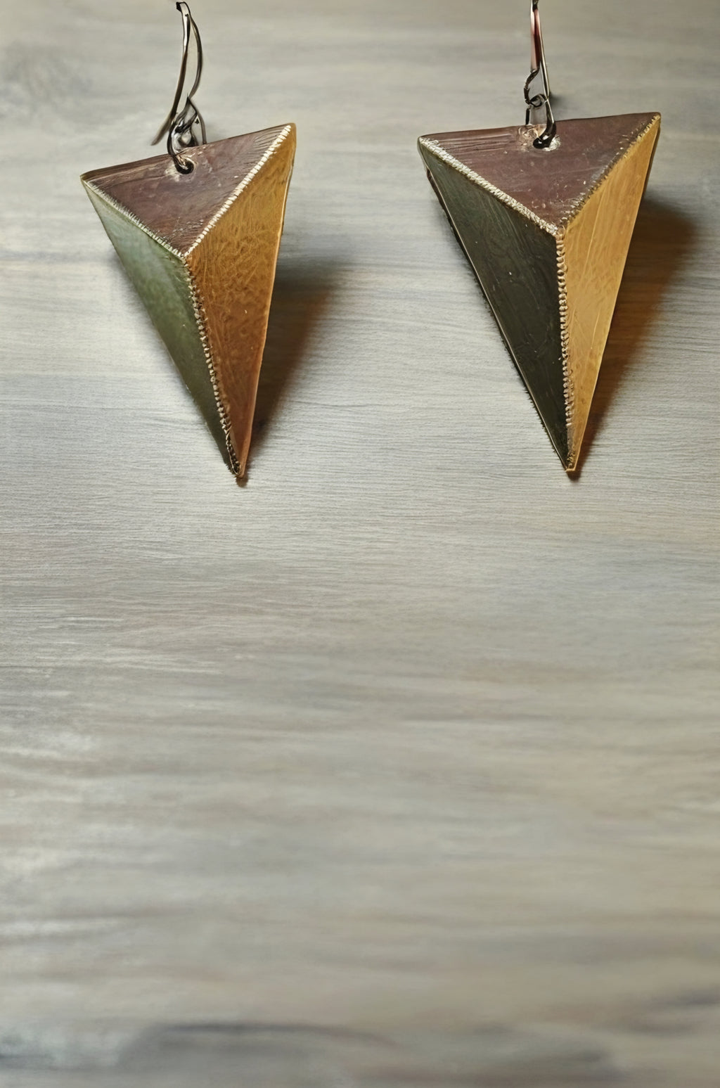 Triangular Dangles