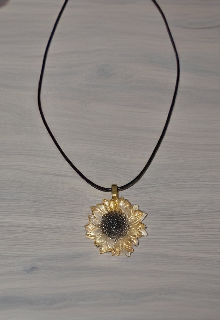 Crystal Daisy Pendant
