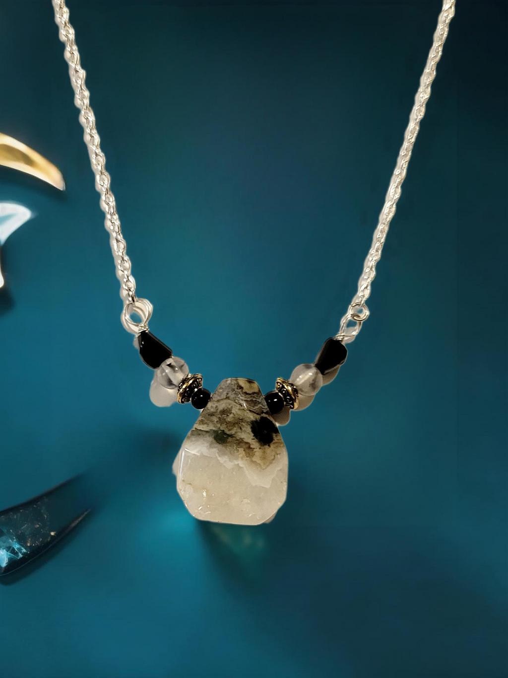 Agate Teardrop Necklace