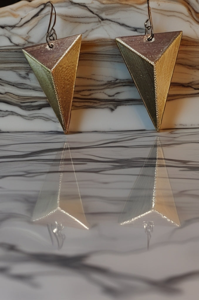 Triangular Dangles