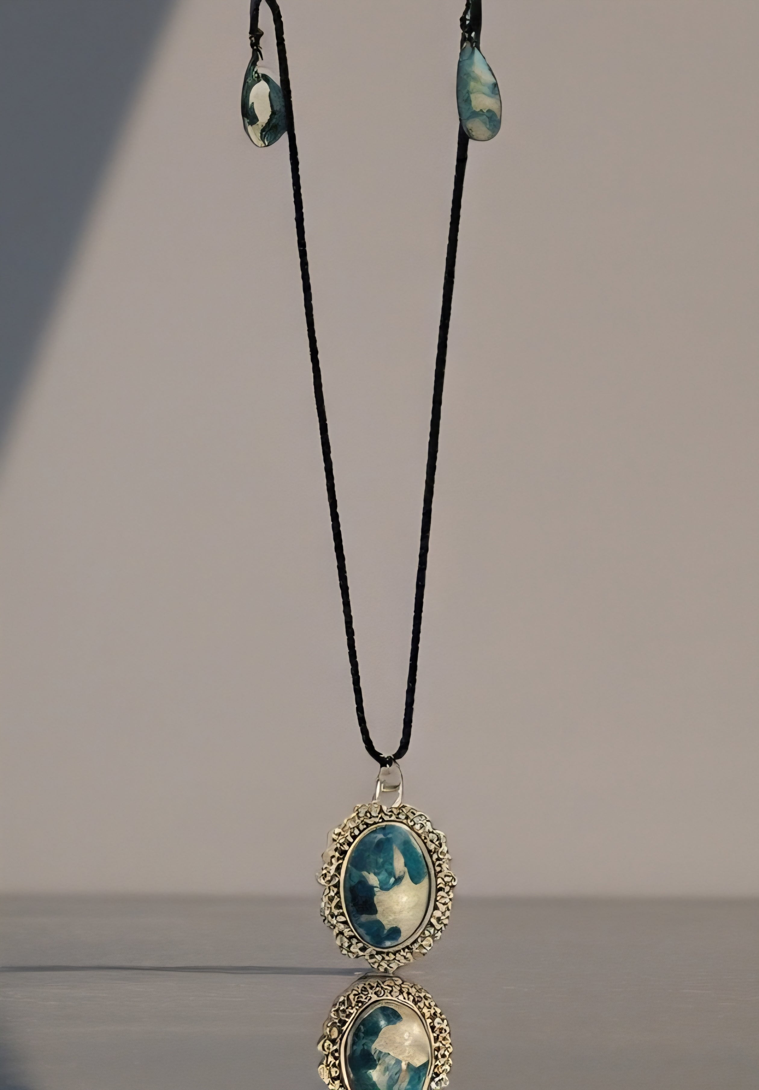 Antique Marble Jewelry Set- Blue/White